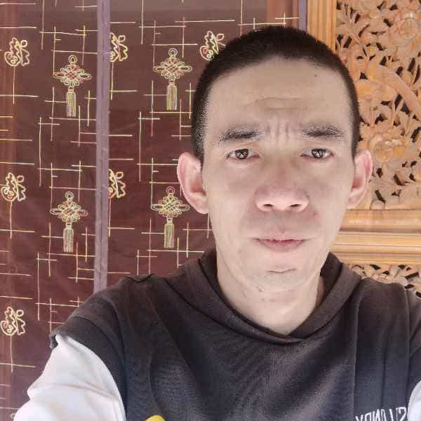 云南35岁单身帅哥真诚找对象-淮安征婚相亲网