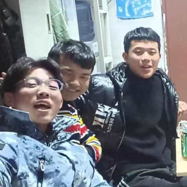 河南27岁单身帅哥真诚找对象-淮安征婚相亲网