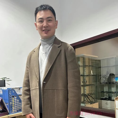 32岁岁四川单身帅哥 - 淮安吉缘网